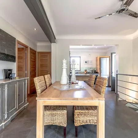 Loft Jasmin L Terrace & Space L Shellter Apartment Saint-Tropez