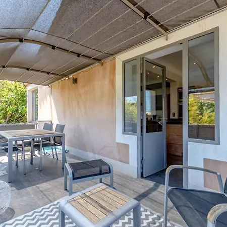 Daire Loft Jasmin L Terrace & Space L Shellter Saint-Tropez