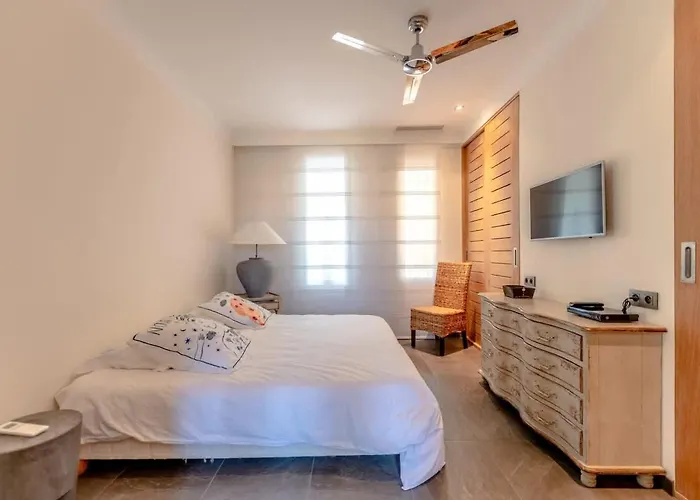 Loft Jasmin L Terrace & Space L Shellter Апартаменты