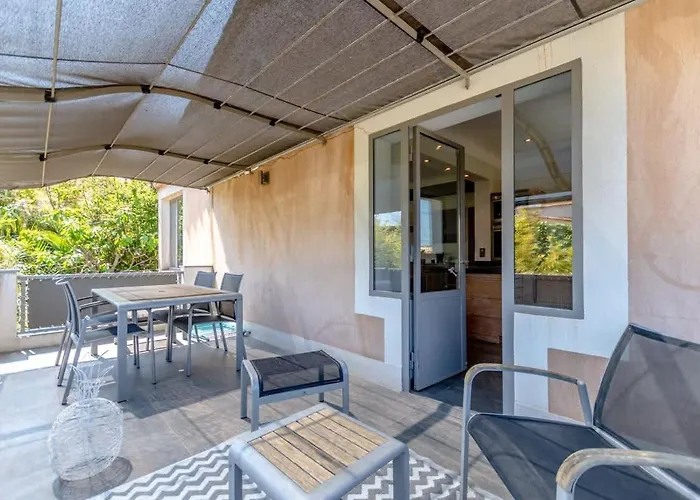 Apartmán Loft Jasmin L Terrace & Space L Shellter Saint Tropez